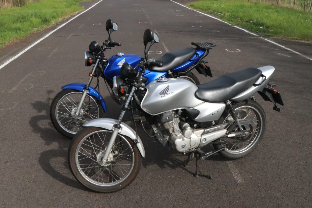 "A1"- Honda CG 125 motorkerékpár- "A1" kategória- KIS Autós-Motoros Iskola (Békés)